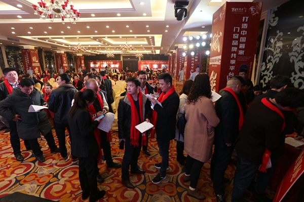 铝合金门窗招商